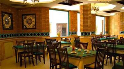 رستوران هتل وکیل شیراز